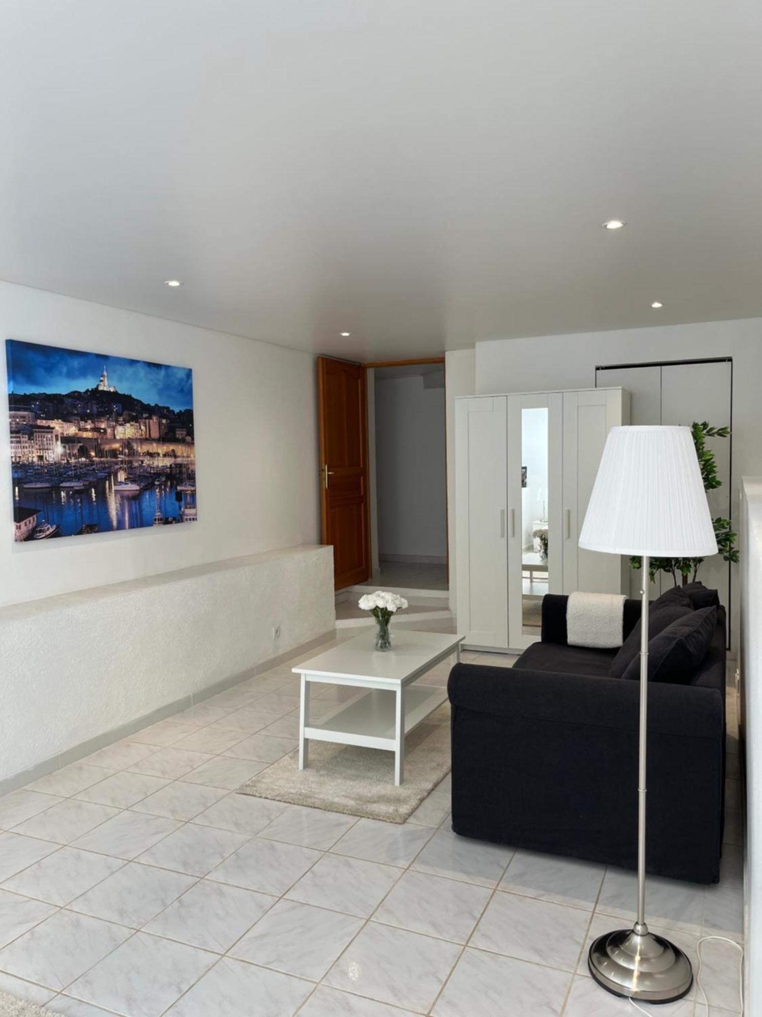 T3 Avec Jardin Et Piscine Privee Apartment Velaux Exterior foto